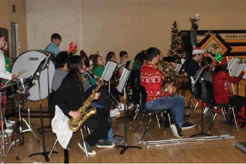 MS/HS CHRISTMAS PROGRAM HELD